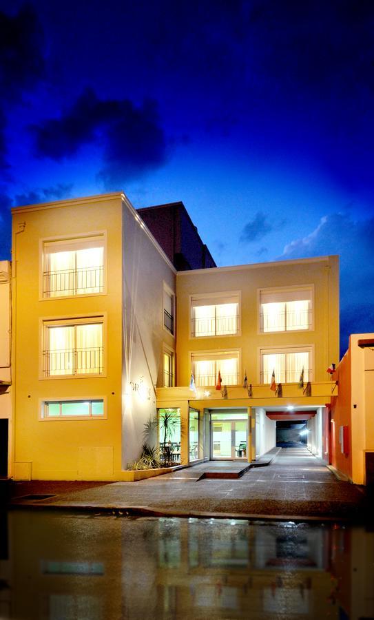 Orion Apartamentos Bahía Blanca エクステリア 写真